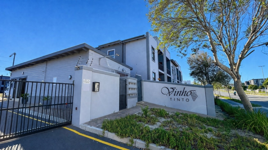 2 Bedroom Property for Sale in Burgundy Estate Western Cape